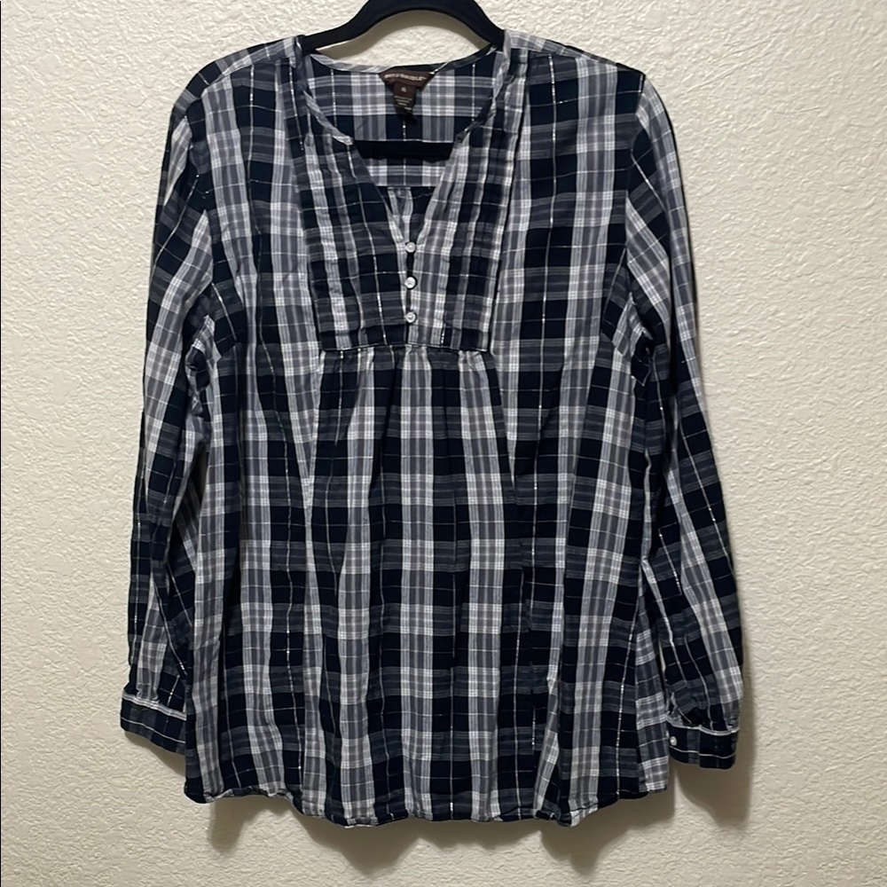 Bit And Bridle Women's Black & White Blouse With Silver Threads. Good Condition.